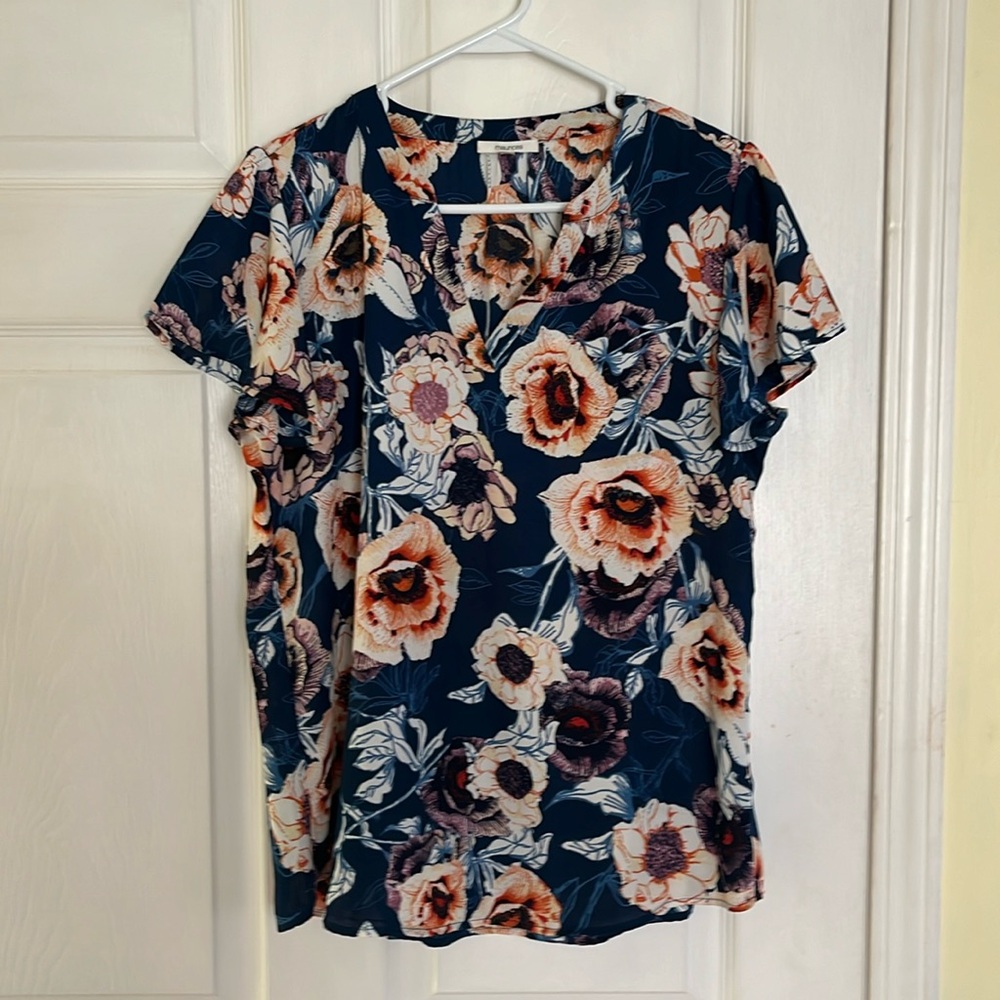 Maurice’s top. Navy blue floral size medium